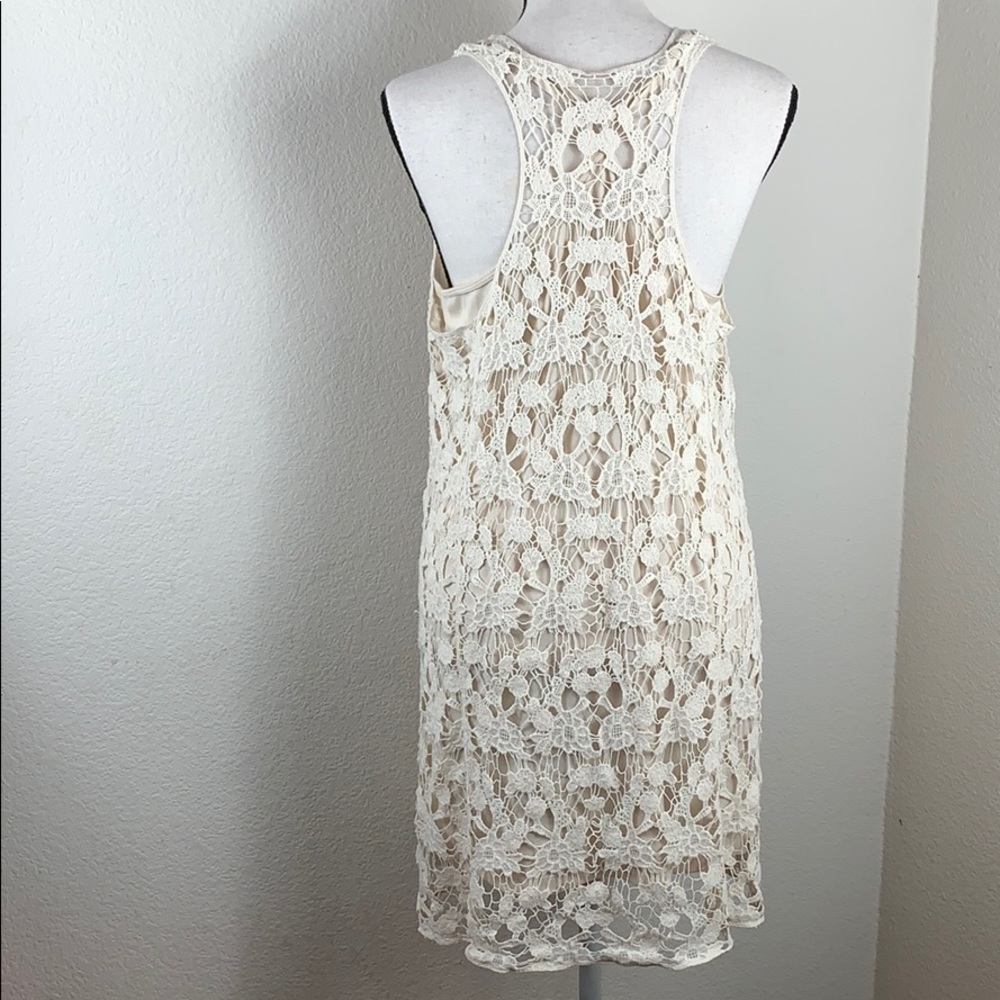 Lauren Conrad sleeveless crochet lace dress - Picture 4 of 10